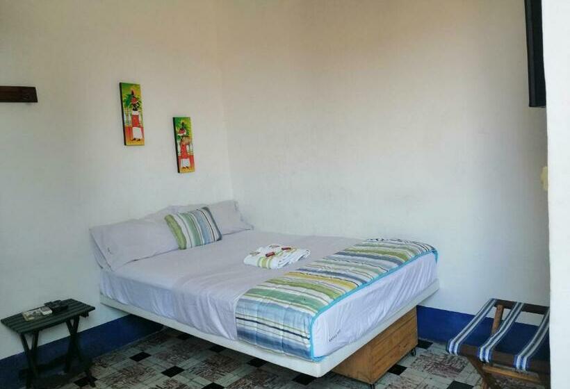 バルコニー付きスタンダードルーム, Hostal 1811