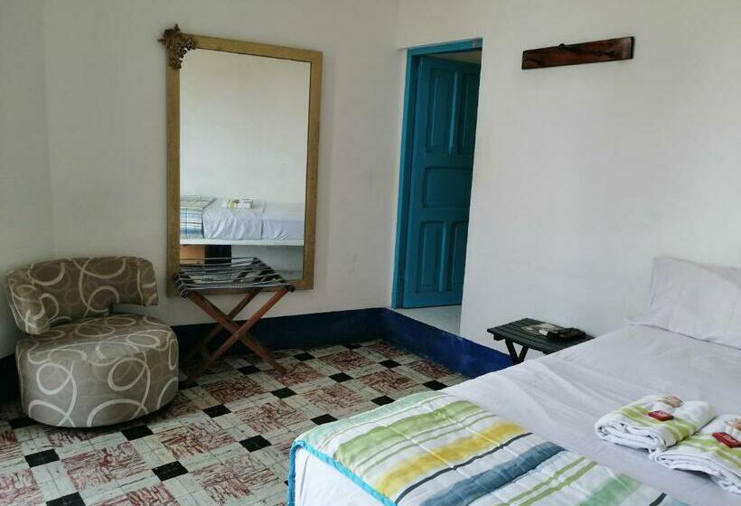 バルコニー付きスタンダードルーム, Hostal 1811