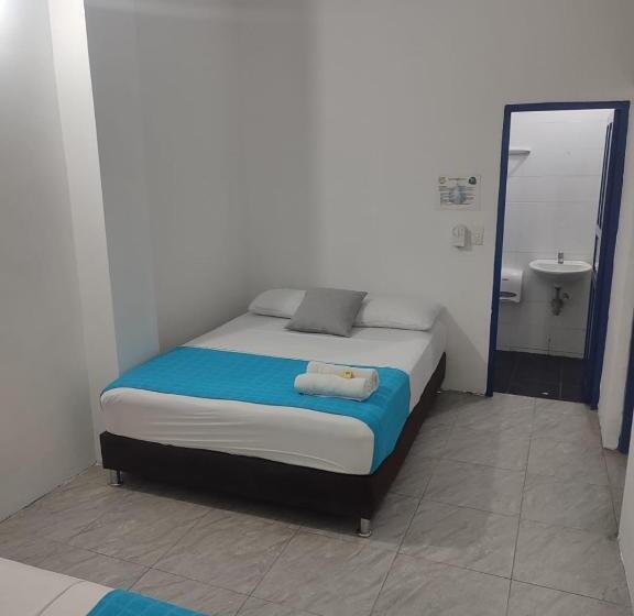 4인용 스탠다드 룸, Hostal 1811