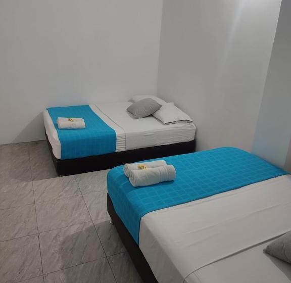 スタンダード４人部屋, Hostal 1811