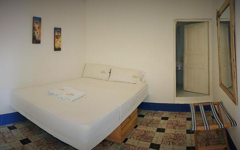 スタンダードルーム, Hostal 1811