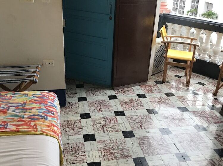 スーペリアールーム, Hostal 1811