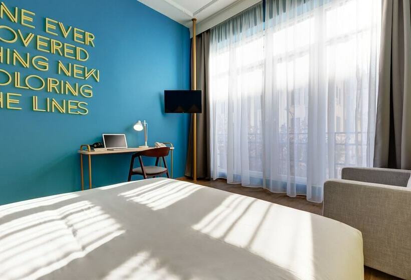 غرفة قياسية إطلالة جانبية علي البحر, Colors Urban Hotel Thessaloniki