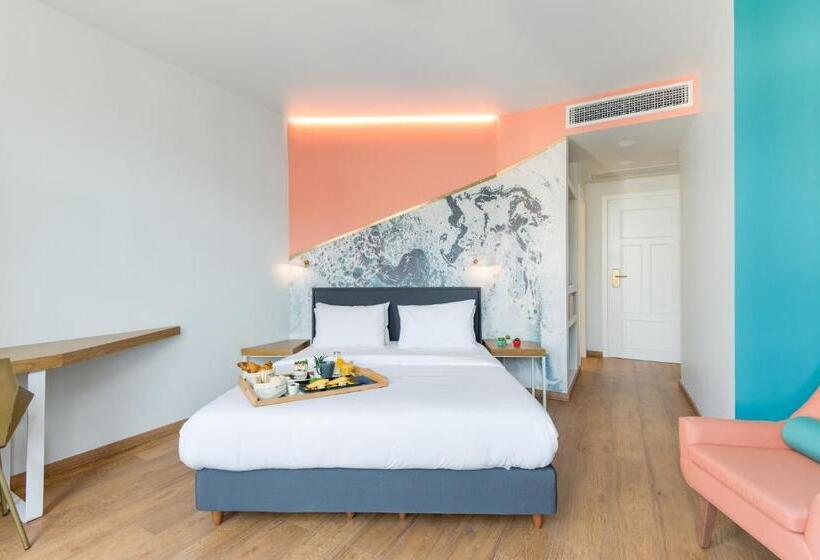 غرفة قياسية إطلالة جانبية علي البحر, Colors Urban Hotel Thessaloniki