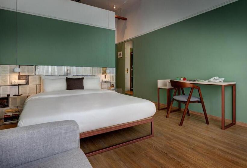 غرفة قياسية إطلالة جانبية علي البحر, Colors Urban Hotel Thessaloniki