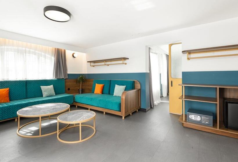 جناح سرير كينج, Colors Urban Hotel Thessaloniki