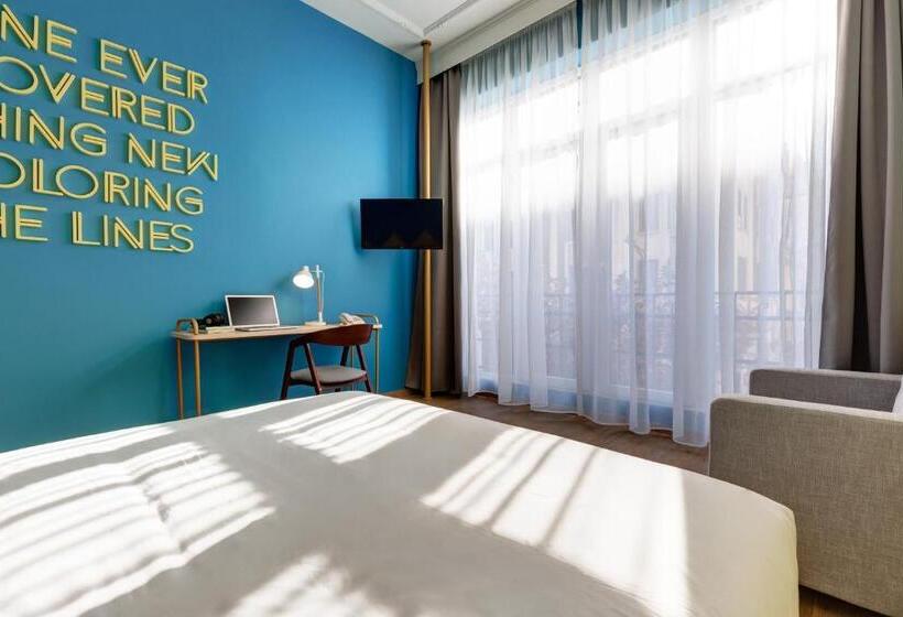 غرفة قياسية إطلالة جانبية علي البحر, Colors Urban Hotel Thessaloniki