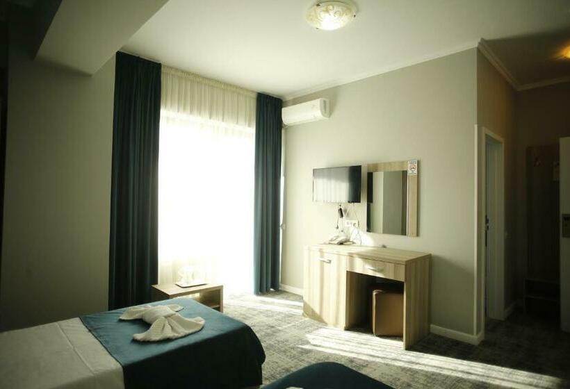 스탠다드 도시전망 룸, Agapi Mamaia