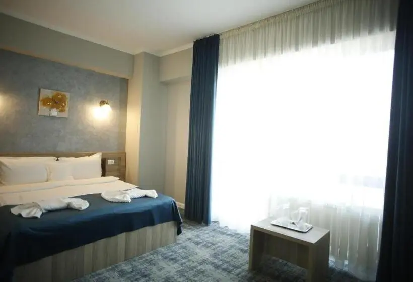 Standard Room Sea View with Balcony, Agapi Mamaia