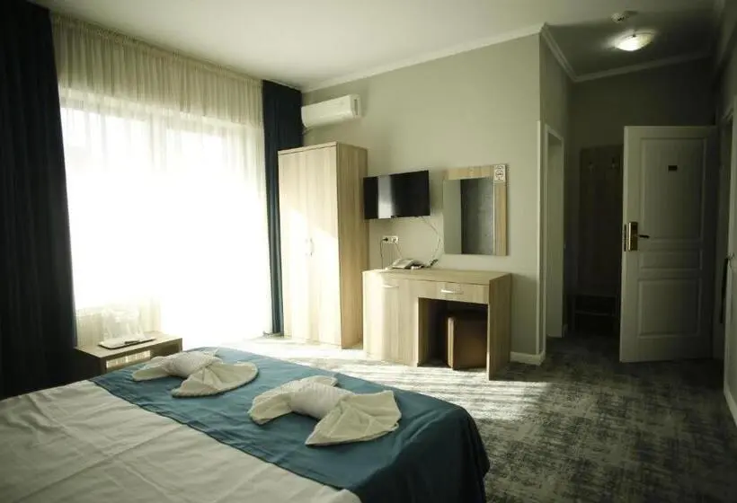 Standard Room City View, Agapi Mamaia
