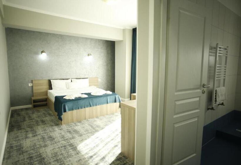 스탠다드 도시전망 룸, Agapi Mamaia