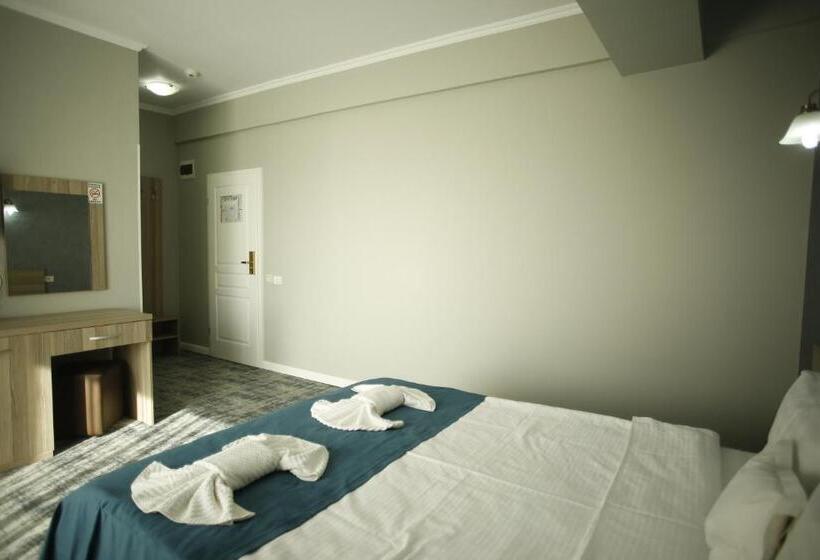 스탠다드 도시전망 룸, Agapi Mamaia