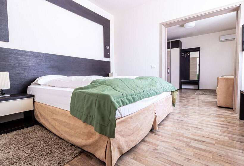 Люкс, Armonia By Aristocratis