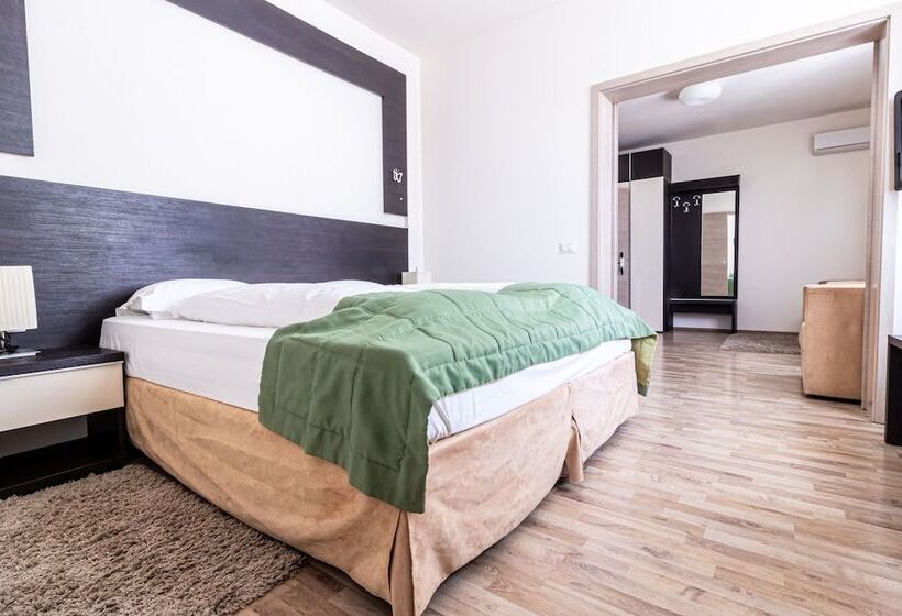 Люкс, Armonia By Aristocratis