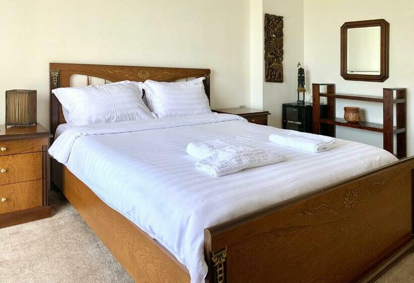 חדר סטנדרט, Art Montana