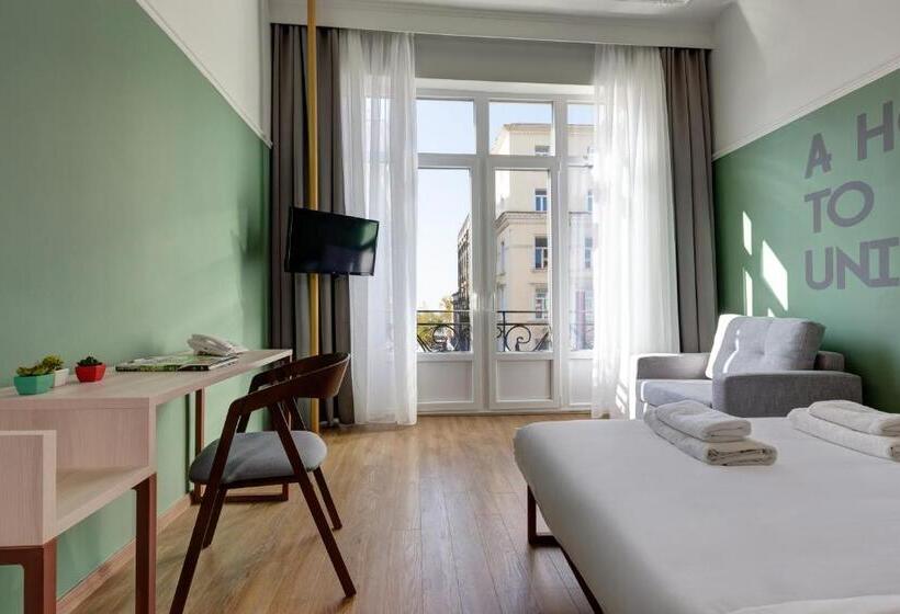 غرفة قياسية إطلالة جانبية علي البحر, Colors Urban Hotel Thessaloniki