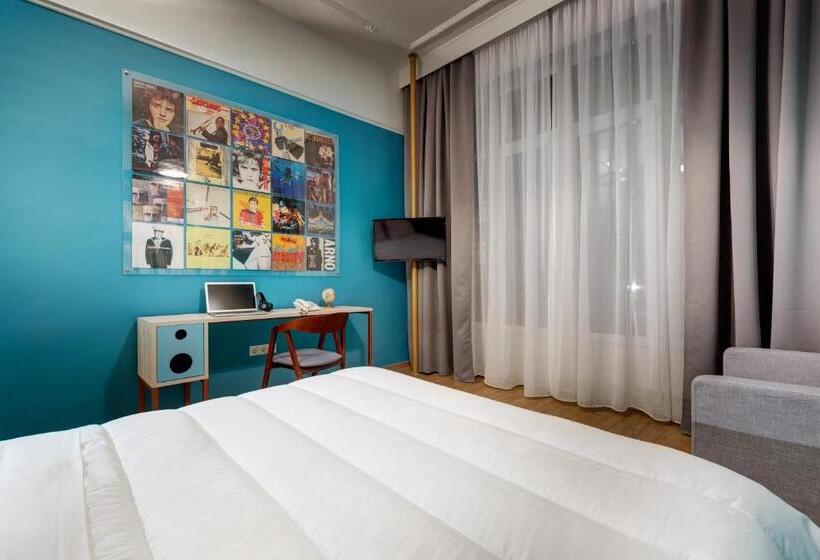 غرفة قياسية إطلالة جانبية علي البحر, Colors Urban Hotel Thessaloniki