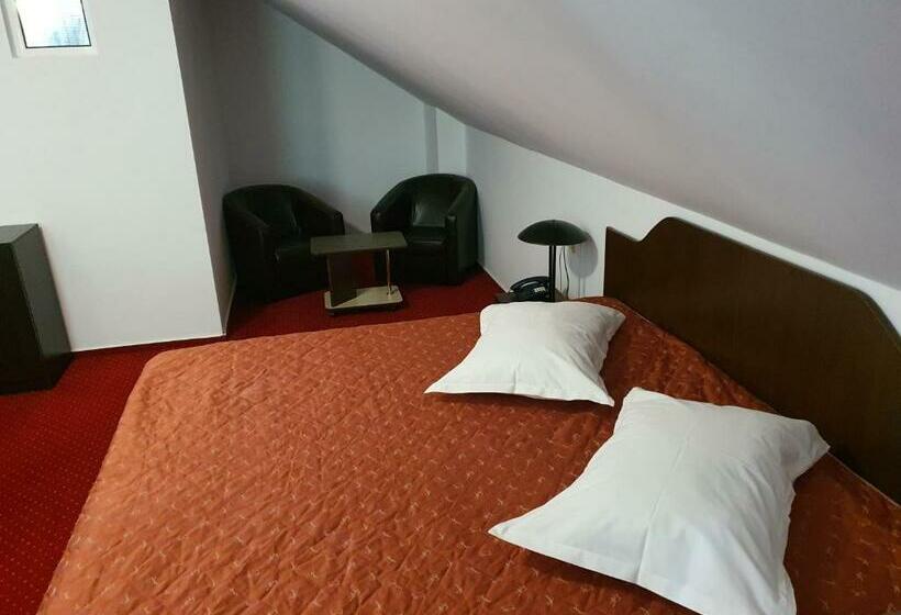 Люкс с Балконом, Cristal Sinaia