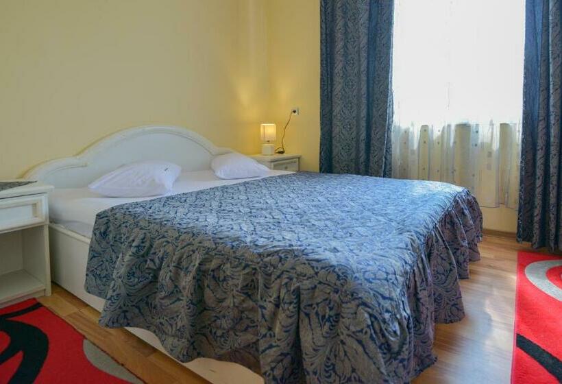 Полулюкс Superior, Decebal Bistrita