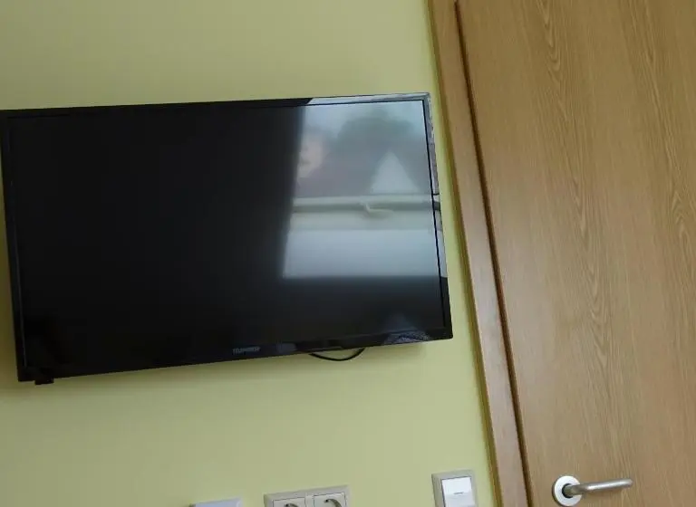 Quarto Estandar, Einstein