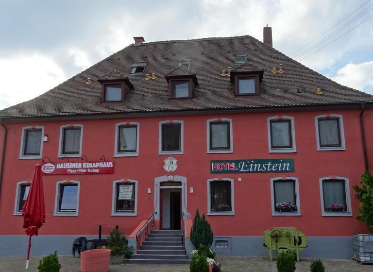 ２ベッドルームアパートメント, Einstein