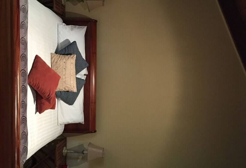 جناح, Erravilla Country Estate