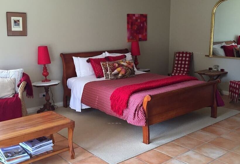 جناح, Erravilla Country Estate