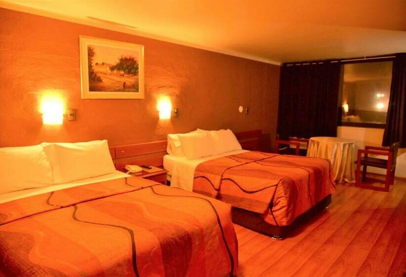 高级大房间, Holiday Suites