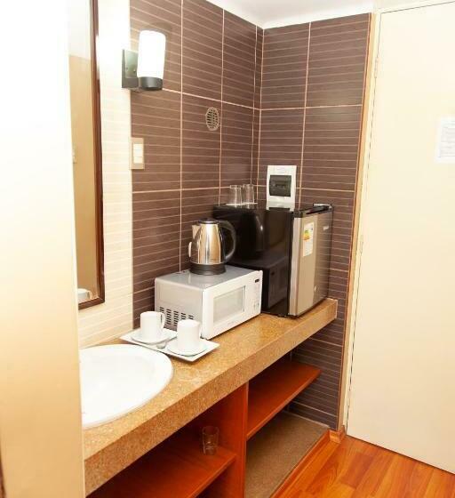 高级大房间, Holiday Suites