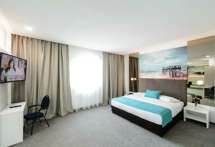 Huoneisto 1 Makuuhuone, Mirage Medspa