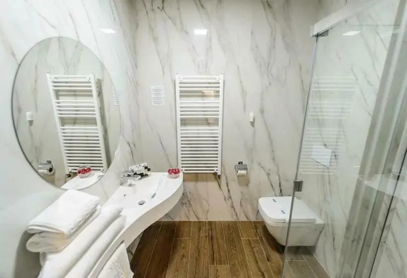 Standard-huone, Mirage Medspa