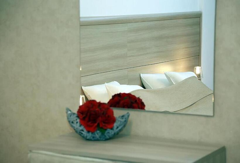 اتاق لوکس با تراس, Parliament Square