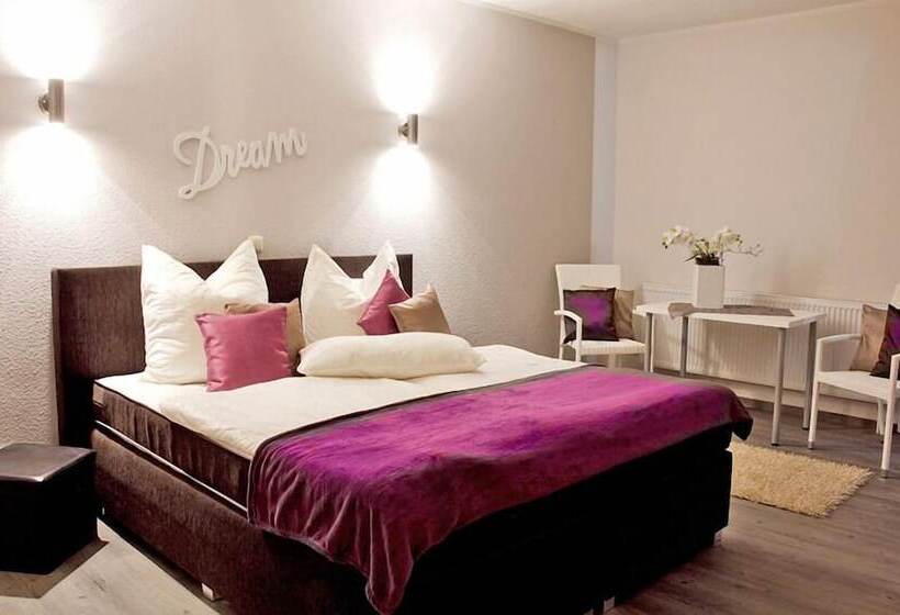 Номер Стандарт, Pension Casamia