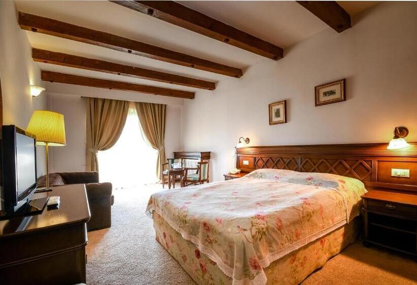 חדר סופריור, Pensiunea Casa Nostalgia