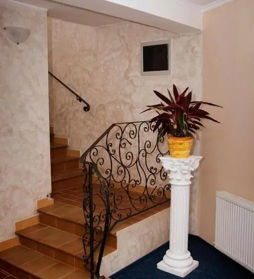 Habitació Triple Clàssica, Rhc Royal