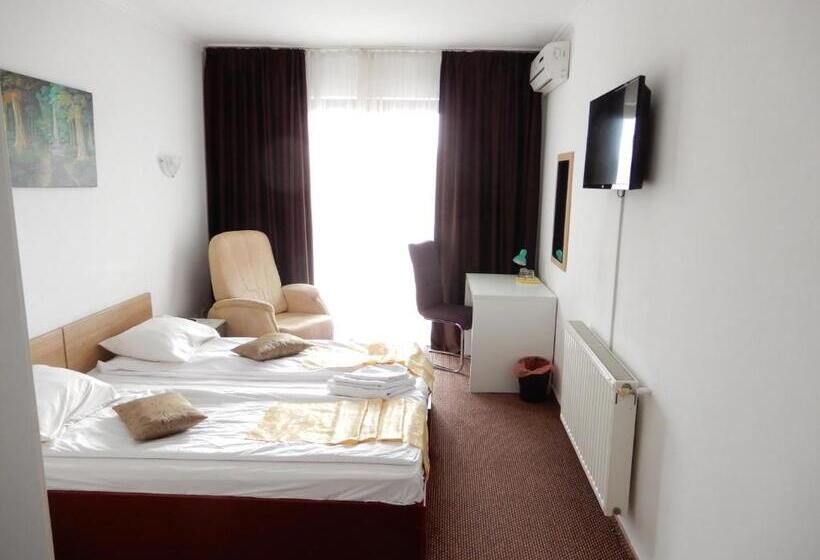 חדר סטנדרט, Rhc Royal