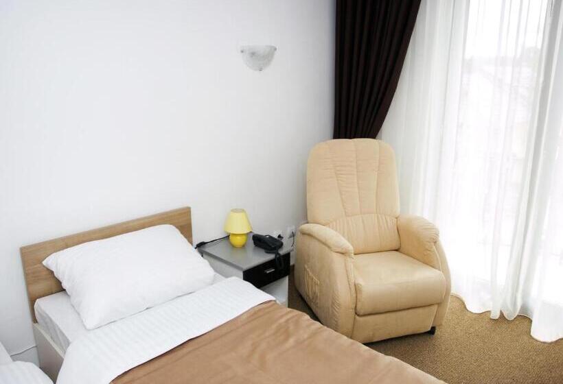 חדר סטנדרט, Rhc Royal