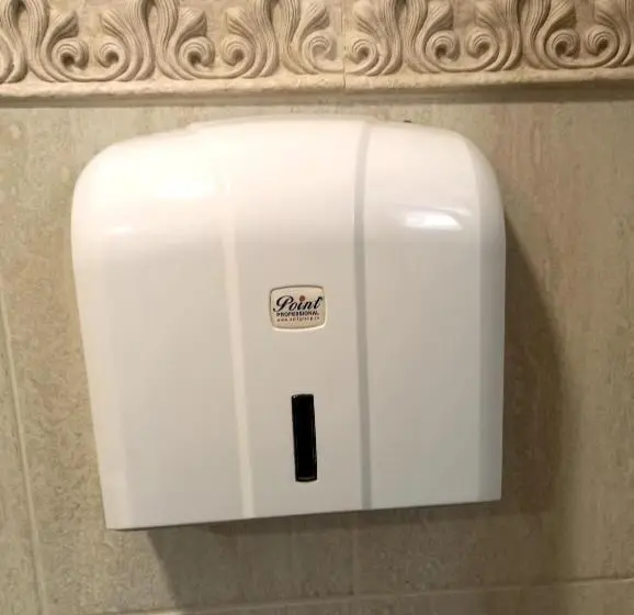 Estudi Deluxe, Rhc Royal