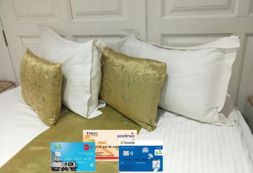 סטודיו דלוקס, Rhc Royal