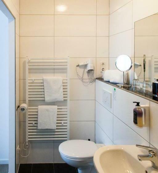 Номер Стандарт, Stay