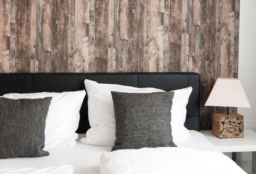 주니어 스위트, Stay