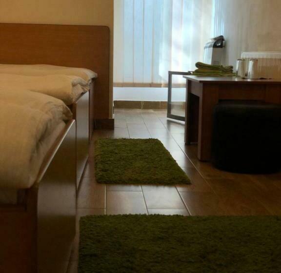 스탠다드 트리플 룸, Pensiunea Old Sheriff