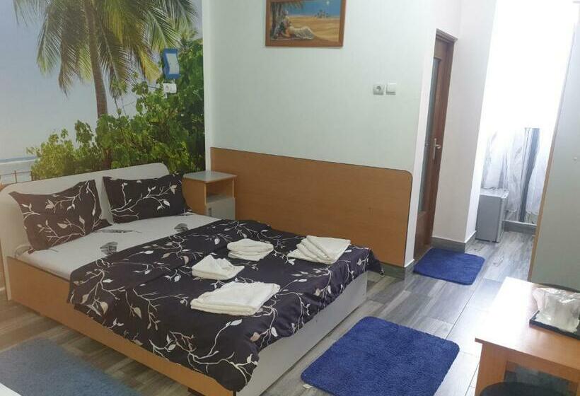 수피리어 트리플 룸, Pensiunea Old Sheriff