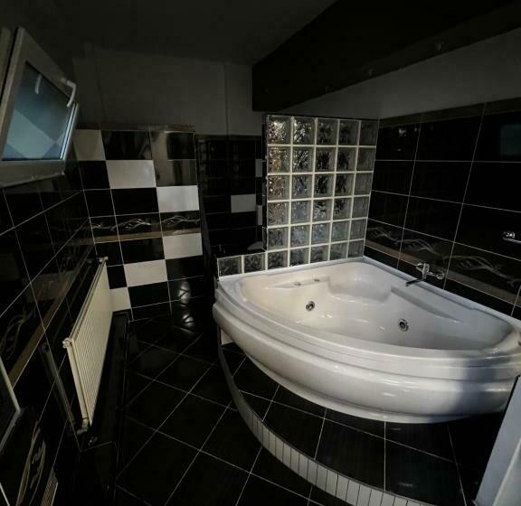 스탠다드 자쿠지 룸, Pensiunea Old Sheriff