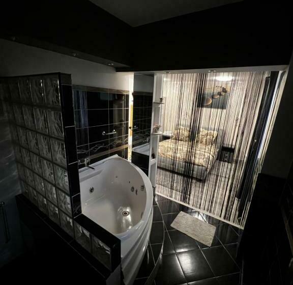 스탠다드 자쿠지 룸, Pensiunea Old Sheriff