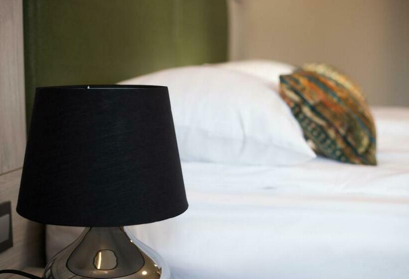 غرفة ديلوكس, Pensiunea Luceafărul Sibiu