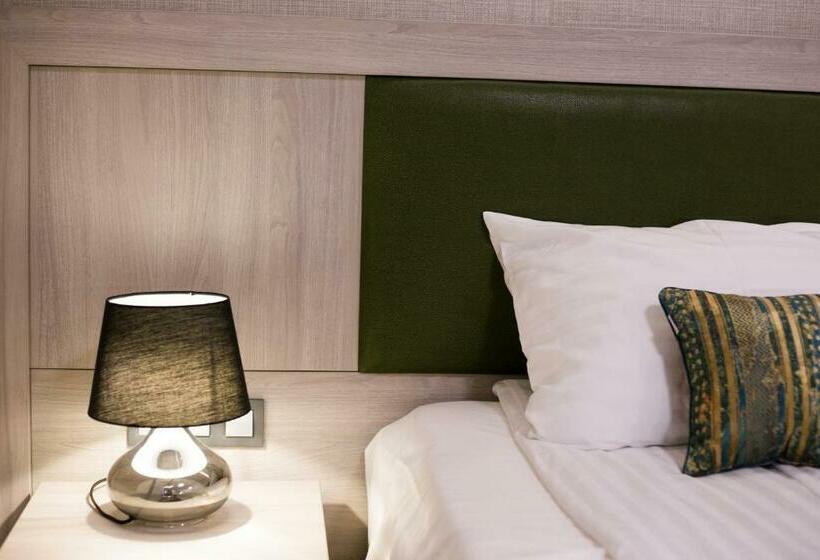 غرفة قياسية, Pensiunea Luceafărul Sibiu