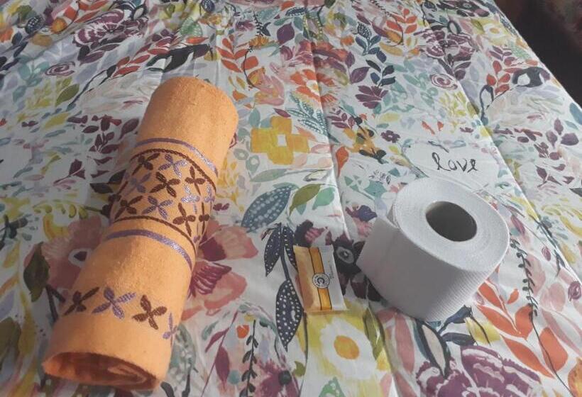 חדר סטנדרט, Jo´s Place