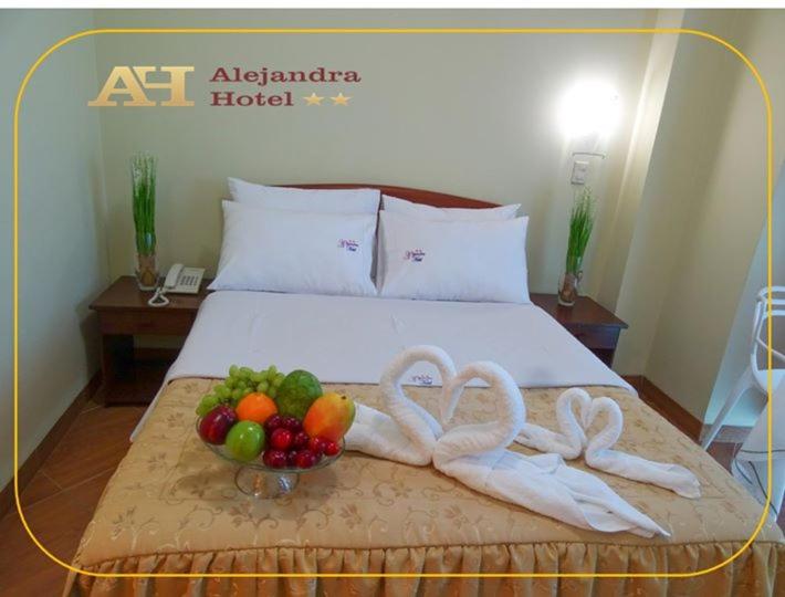 اتاق استاندارد, Alejandra