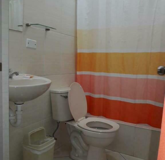 اتاق استاندارد, Alejandra